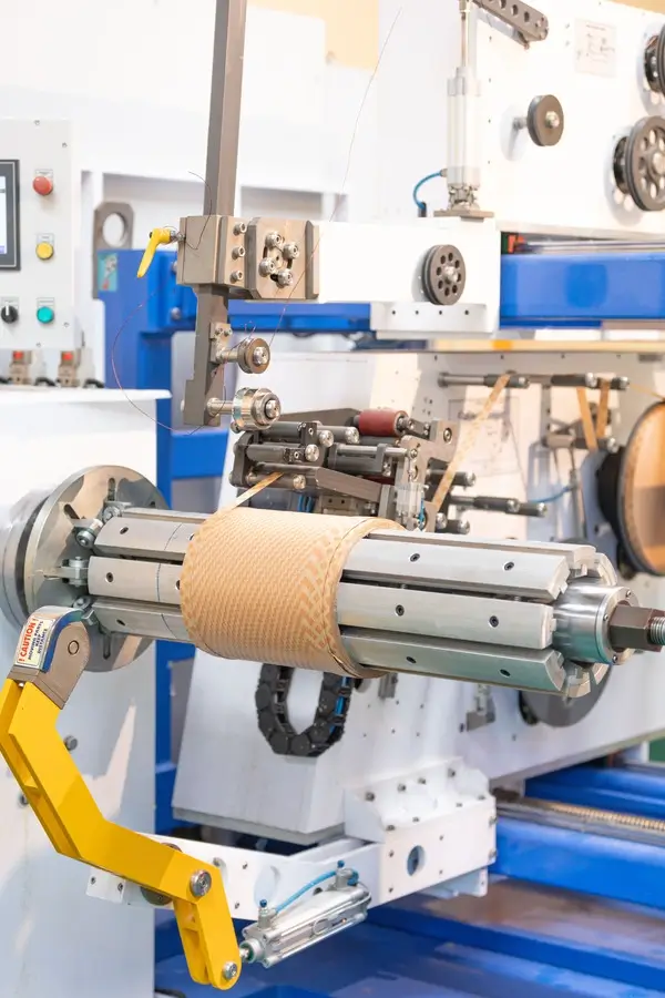 คุณสมบัติเด่น Diamond Dotted Paper